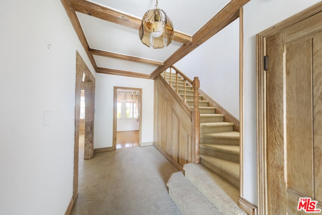 3688 Lowry Road Los Angeles, CA 90027 - Photo 5 of 53 Gallery Image 5