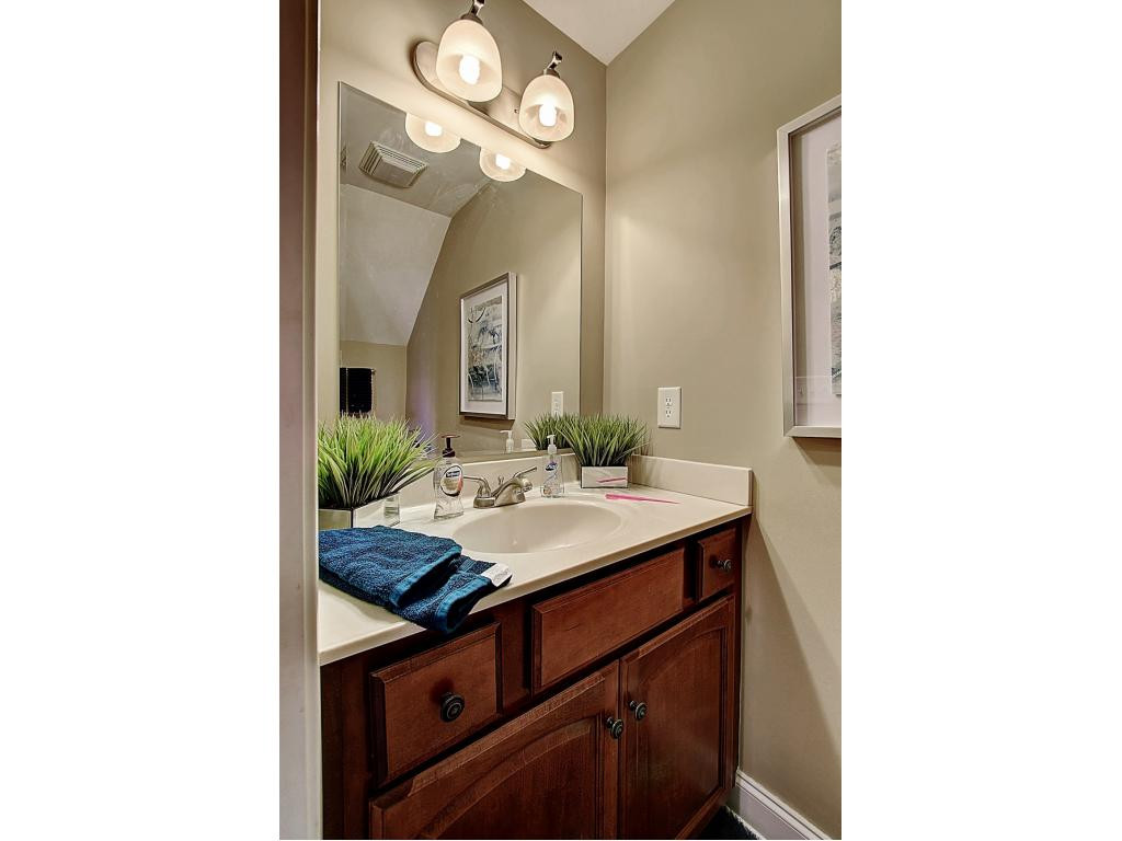 404 East Mountain View Road, Unit 403 Johnson City, TN 37601 - Photo 16 of 36 Photo 16