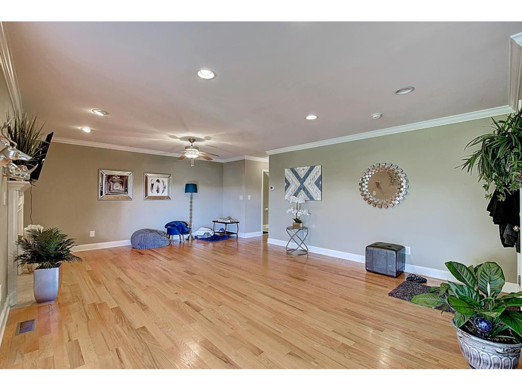 404 East Mountain View Road, Unit 403 Johnson City, TN 37601 - Photo 8 of 36 Photo 8