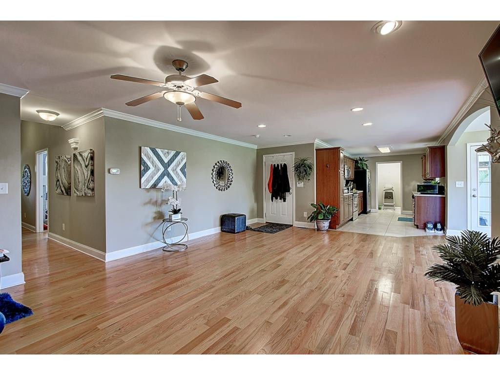 404 East Mountain View Road, Unit 403 Johnson City, TN 37601 - Photo 9 of 36 Photo 9