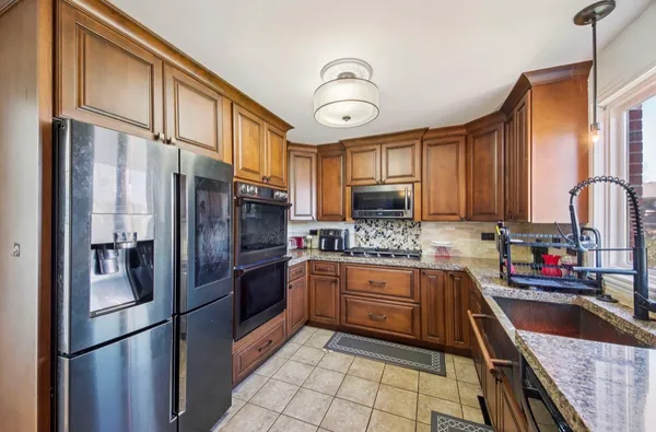 $674,900 | 19328 Woodfield Court, Tinley Park, IL 60487