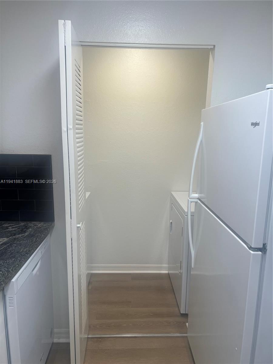 1055 South Hiawassee Road, Unit 2014 Orlando, FL 32835 - Photo 18 of 22 a view of walk in closet