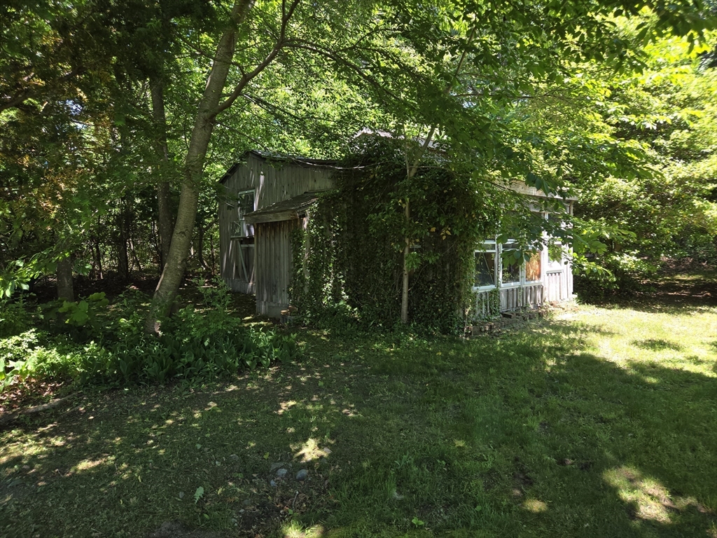 18 Grant Street Acushnet, MA 02743 - Photo 26 of 29