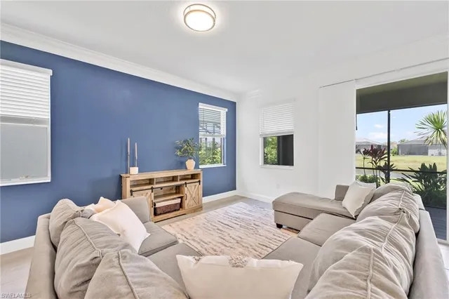 $550,000 | 2127 Hamlin Street, Naples, FL 34120