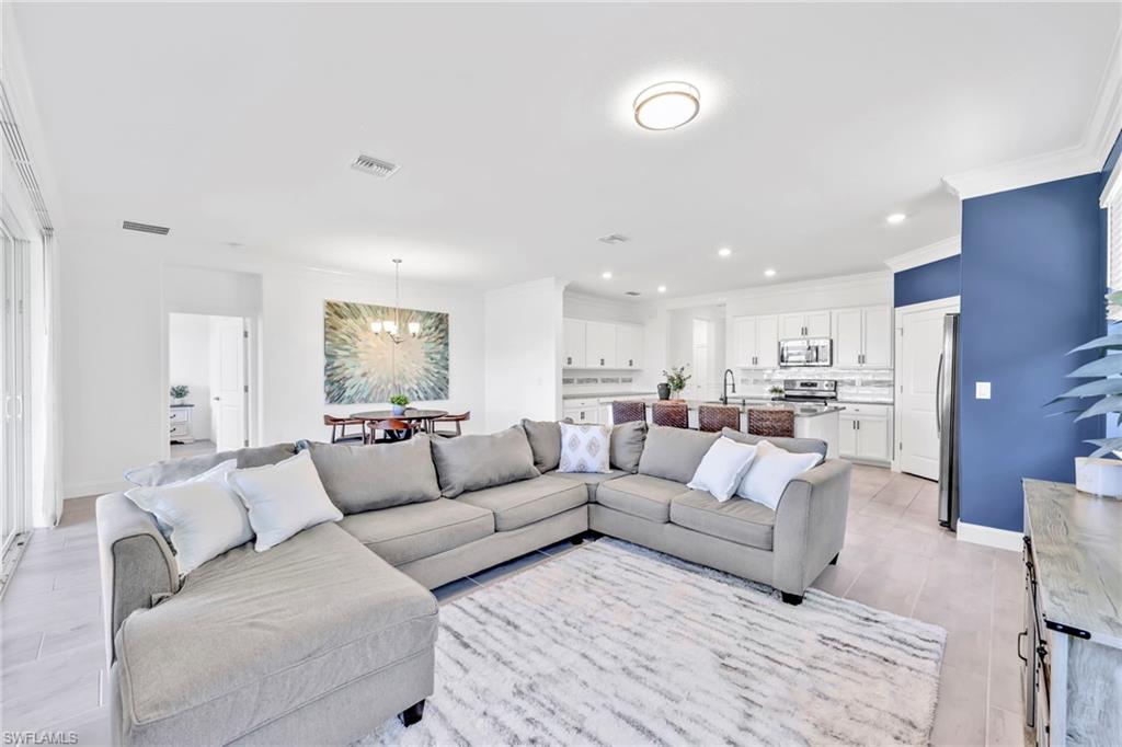 2127 Hamlin Street Naples, FL 34120 - Photo 15 of 47