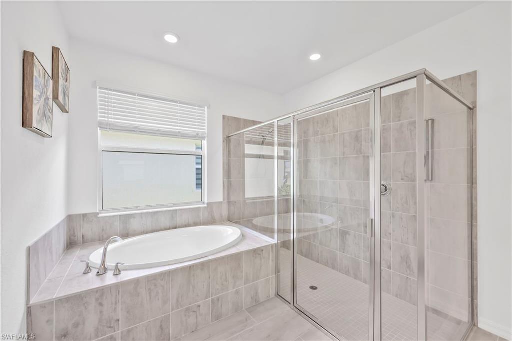 2127 Hamlin Street Naples, FL 34120 - Photo 22 of 47