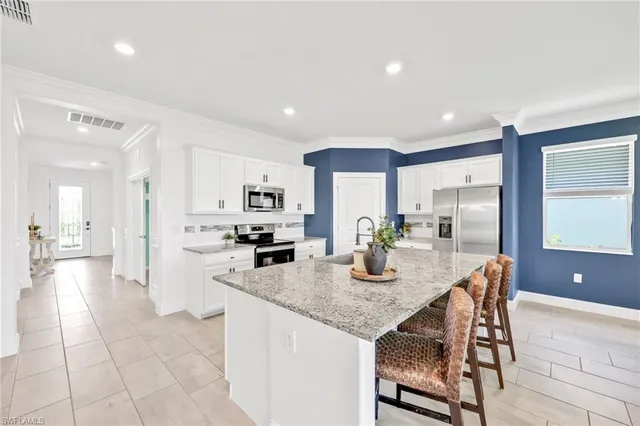 $550,000 | 2127 Hamlin Street, Naples, FL 34120