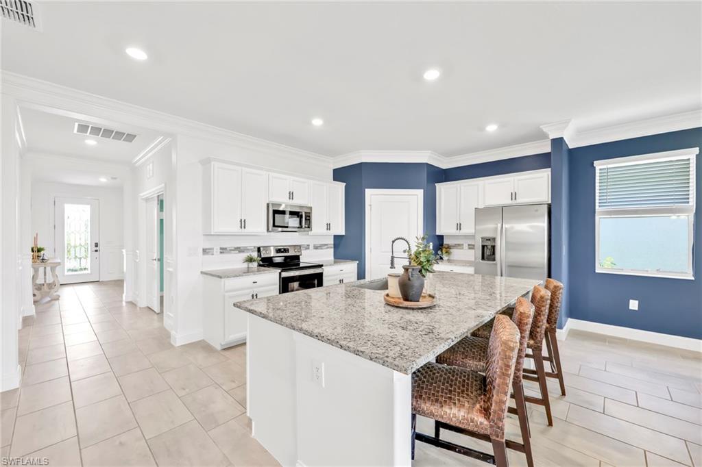 2127 Hamlin Street Naples, FL 34120 - Photo 7 of 47