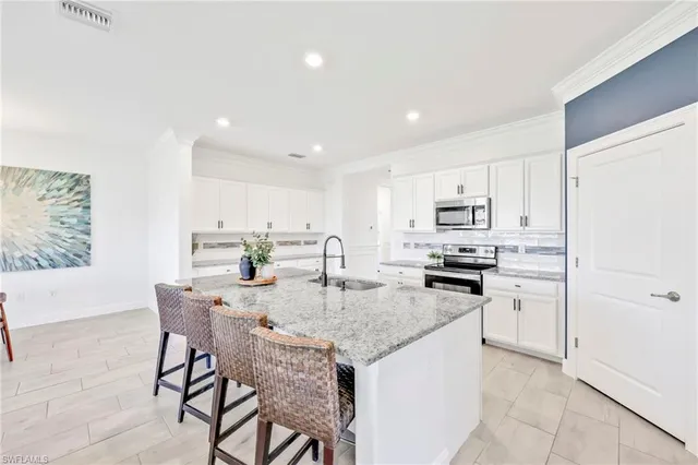 $550,000 | 2127 Hamlin Street, Naples, FL 34120