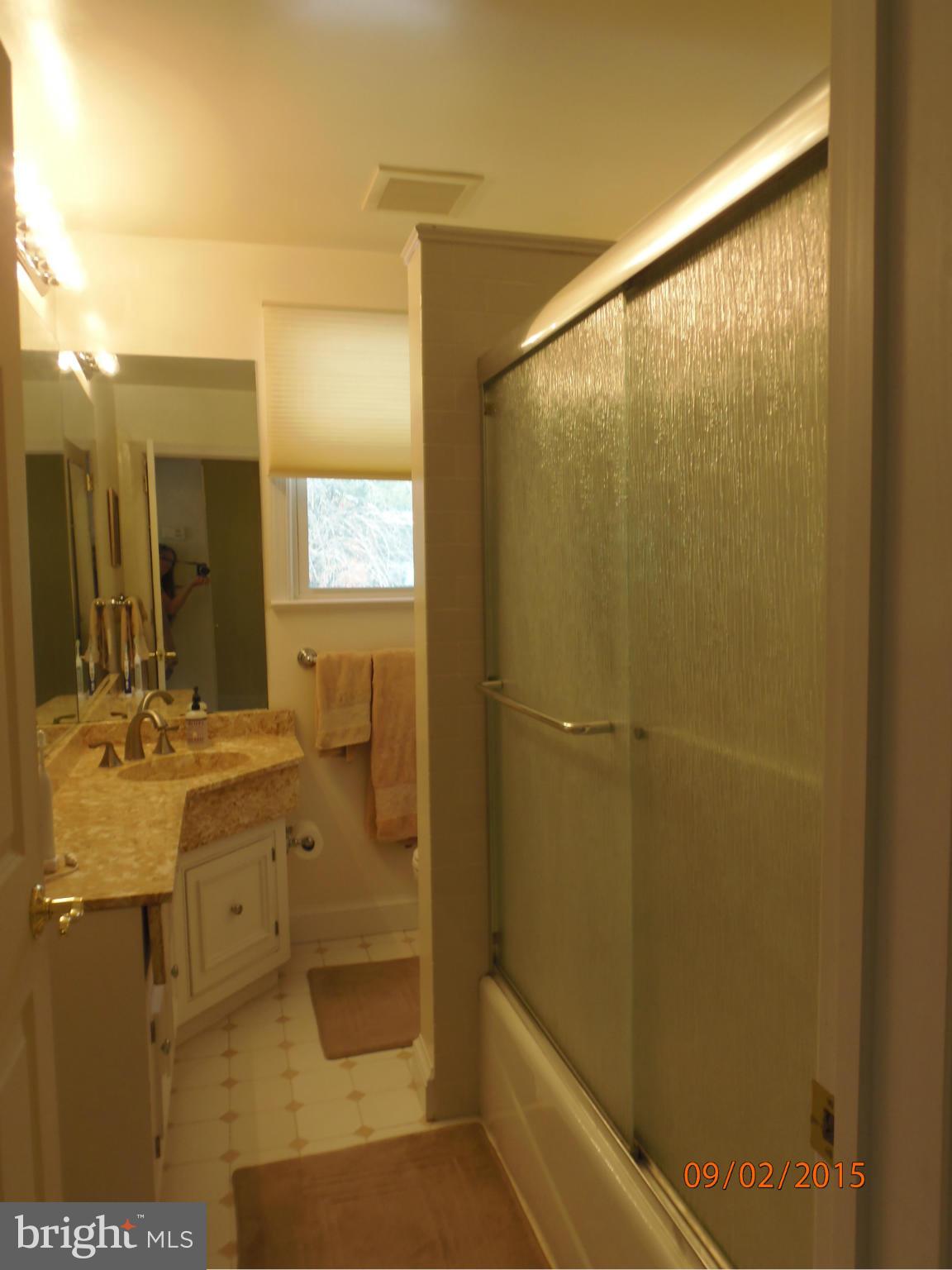 7711 Woodyard Road Clinton, MD 20735 - Photo 23 of 30 Bath