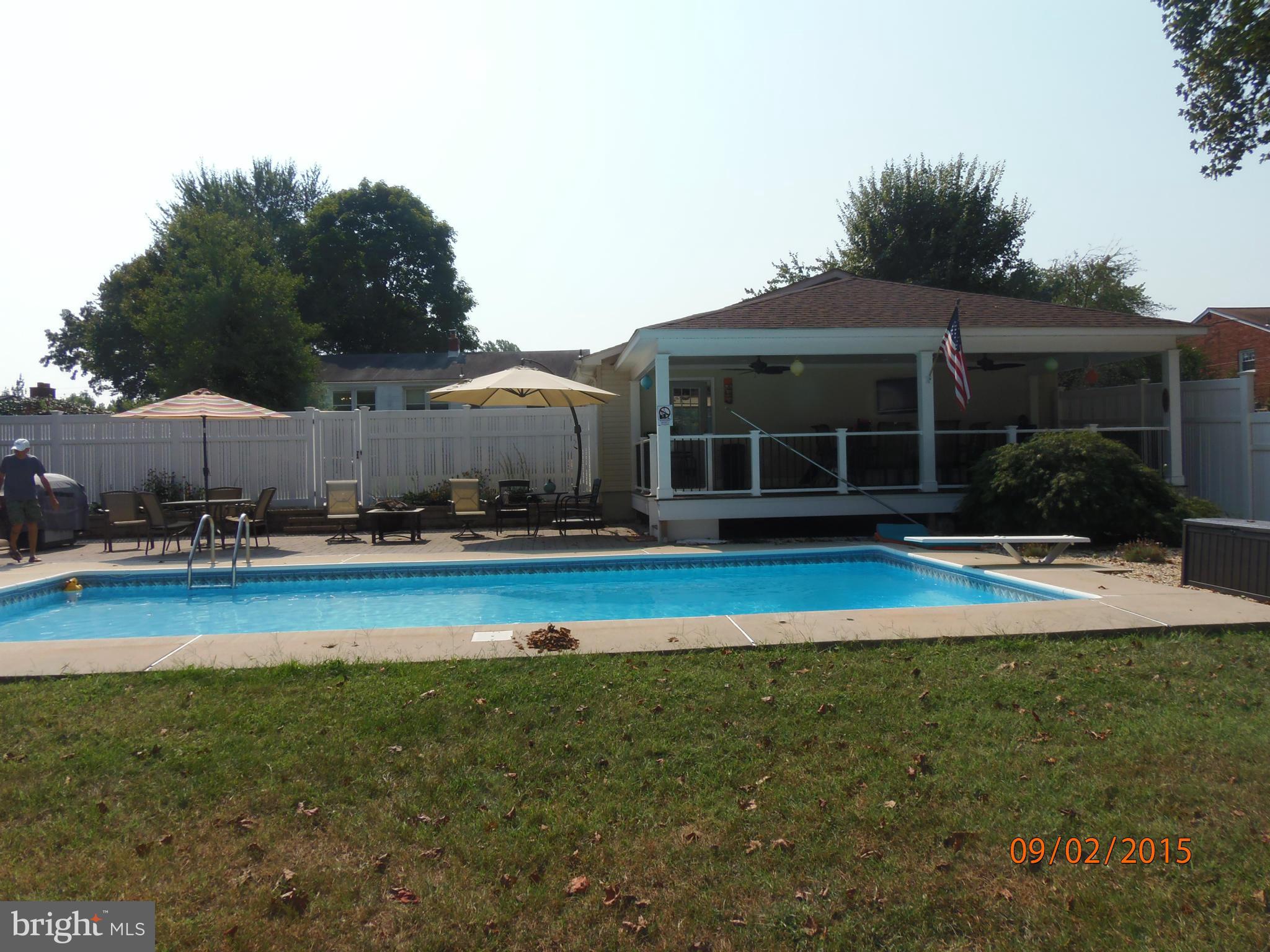 7711 Woodyard Road Clinton, MD 20735 - Photo 6 of 30 Swimming Pool