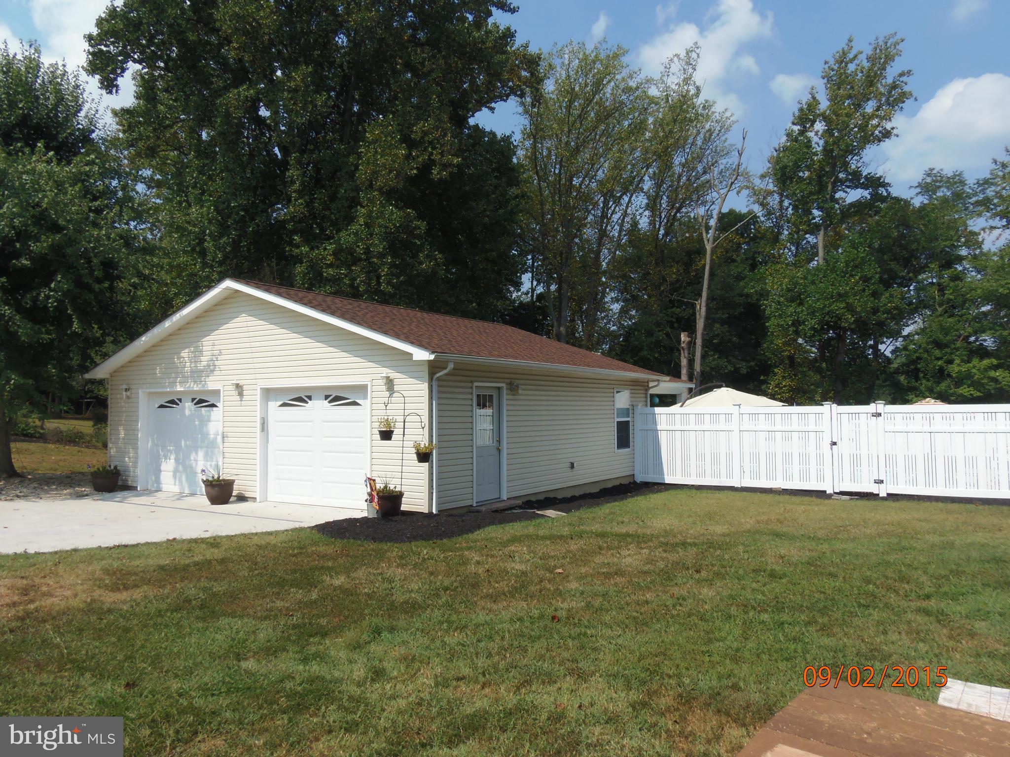 7711 Woodyard Road Clinton, MD 20735 - Photo 8 of 30 Exterior (Rear)