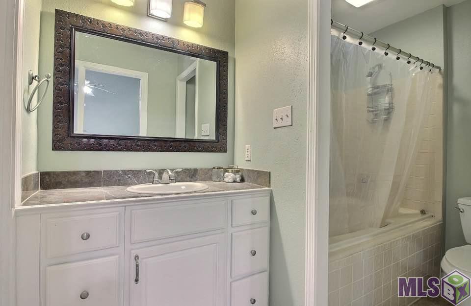 8024 Picardy Avenue, Unit E Baton Rouge, LA 70809 - Photo 15 of 17