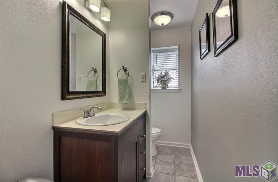 8024 Picardy Avenue, Unit E Baton Rouge, LA 70809 - Photo 8 of 17