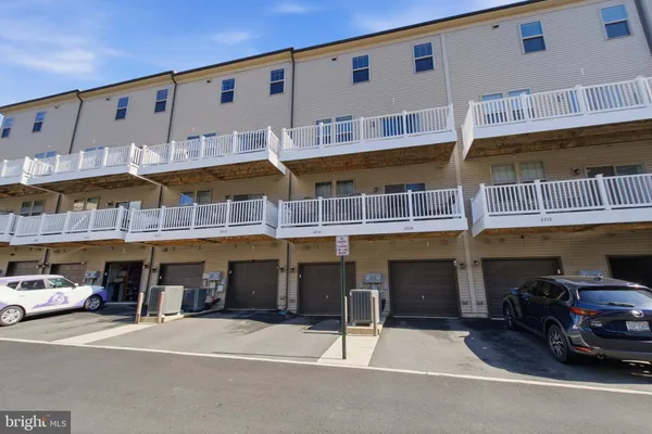 $599,995 | 2214 Abboccato Terrace Southeast, Leesburg, VA 20175