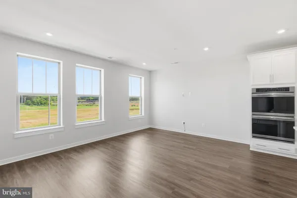 $599,995 | 2214 Abboccato Terrace Southeast, Leesburg, VA 20175