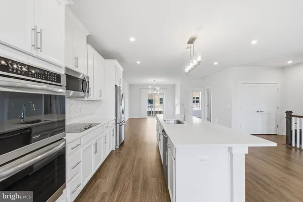$599,995 | 2214 Abboccato Terrace Southeast, Leesburg, VA 20175