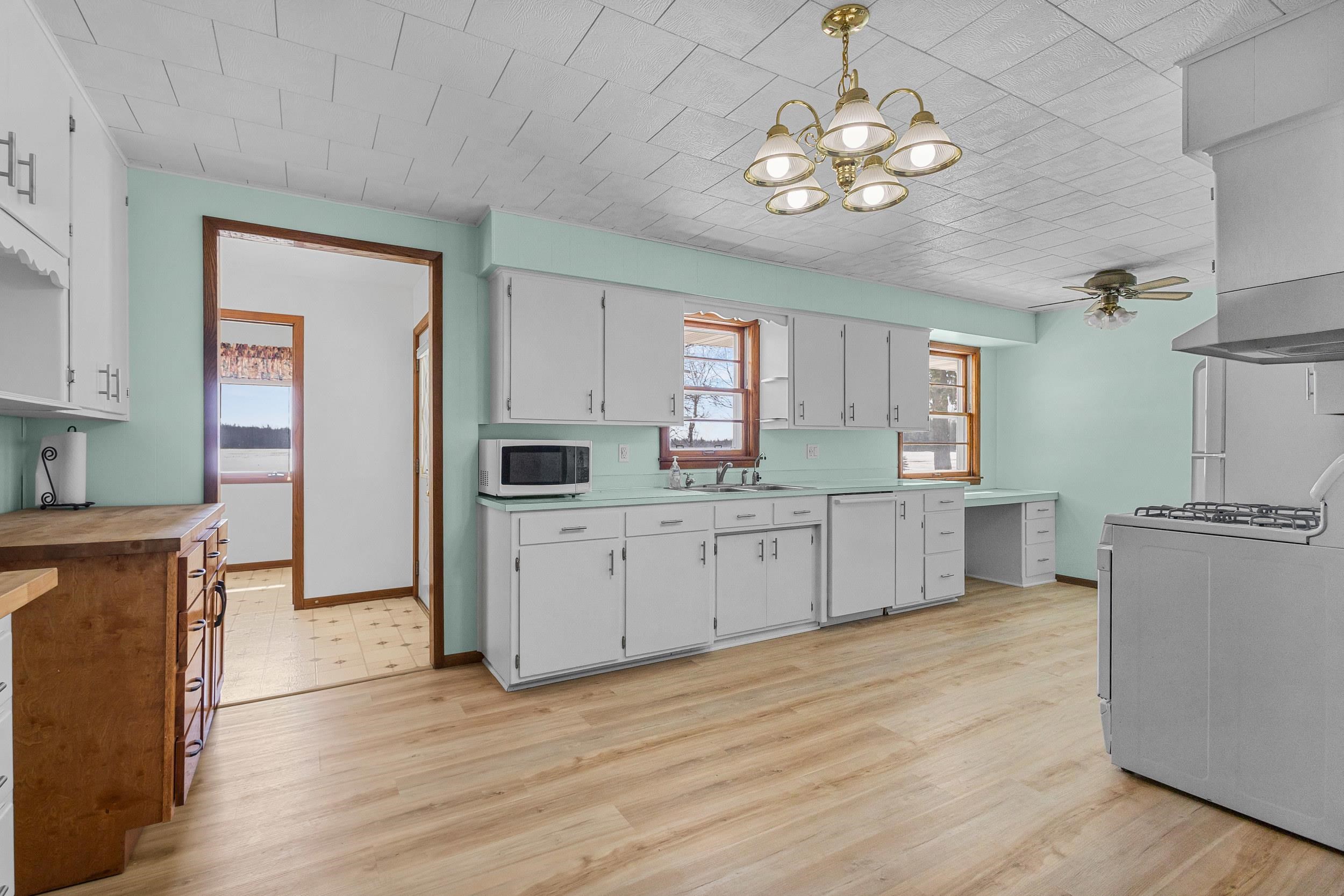 4576 Algoma Road New Franken, WI 54229 - Photo 8 of 50