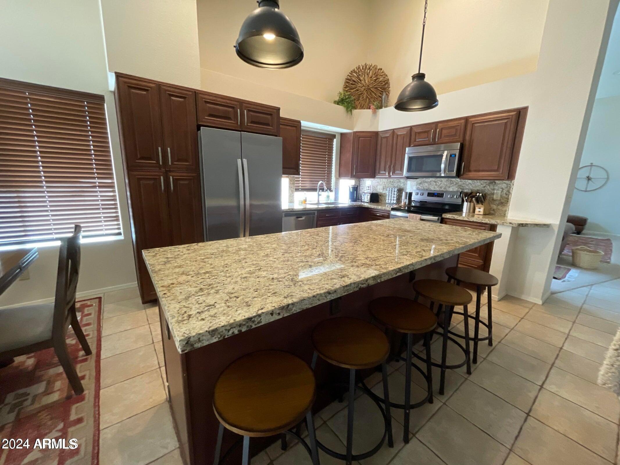 2322 East Millbrae Court Gilbert, AZ 85234 - Photo 20 of 38 Kitchen