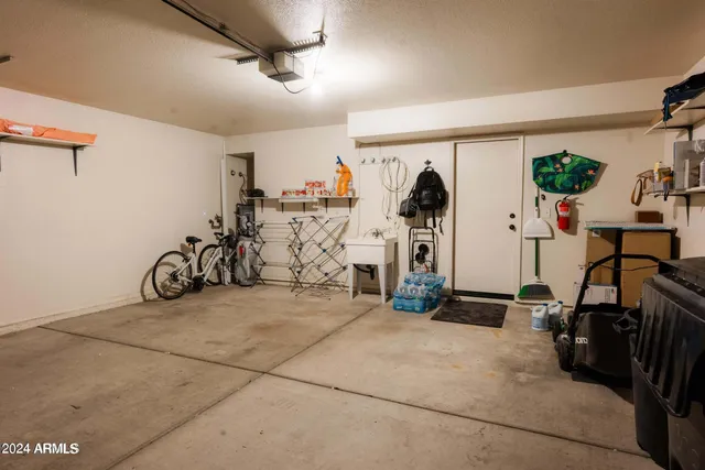 $3,950 | 2322 East Millbrae Court, Gilbert, AZ 85234