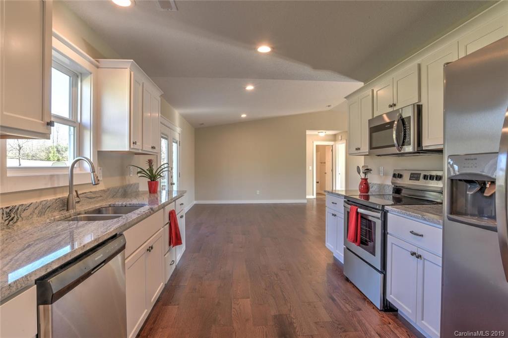 125 Dapple Road Candler, NC 28715 - Photo 11 of 26 Gallery Image 11