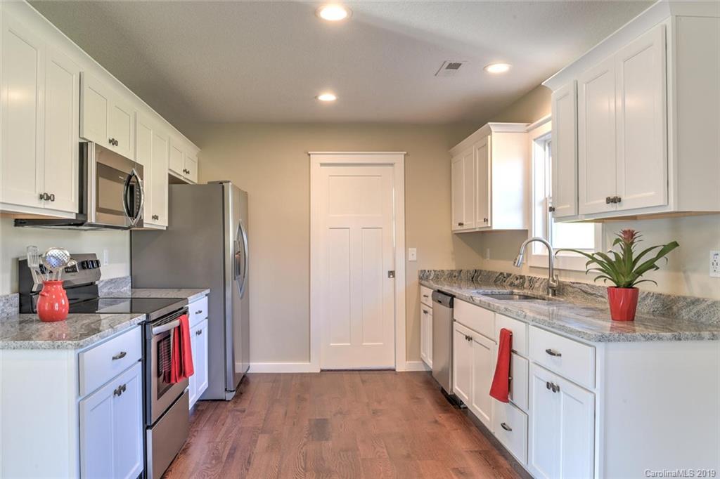125 Dapple Road Candler, NC 28715 - Photo 14 of 26 Gallery Image 14