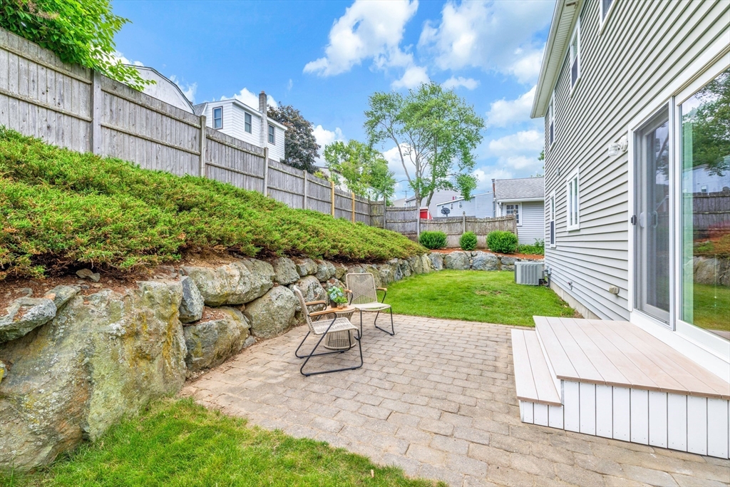 184 College Farm Road Waltham, MA 02451 - Photo 25 of 27