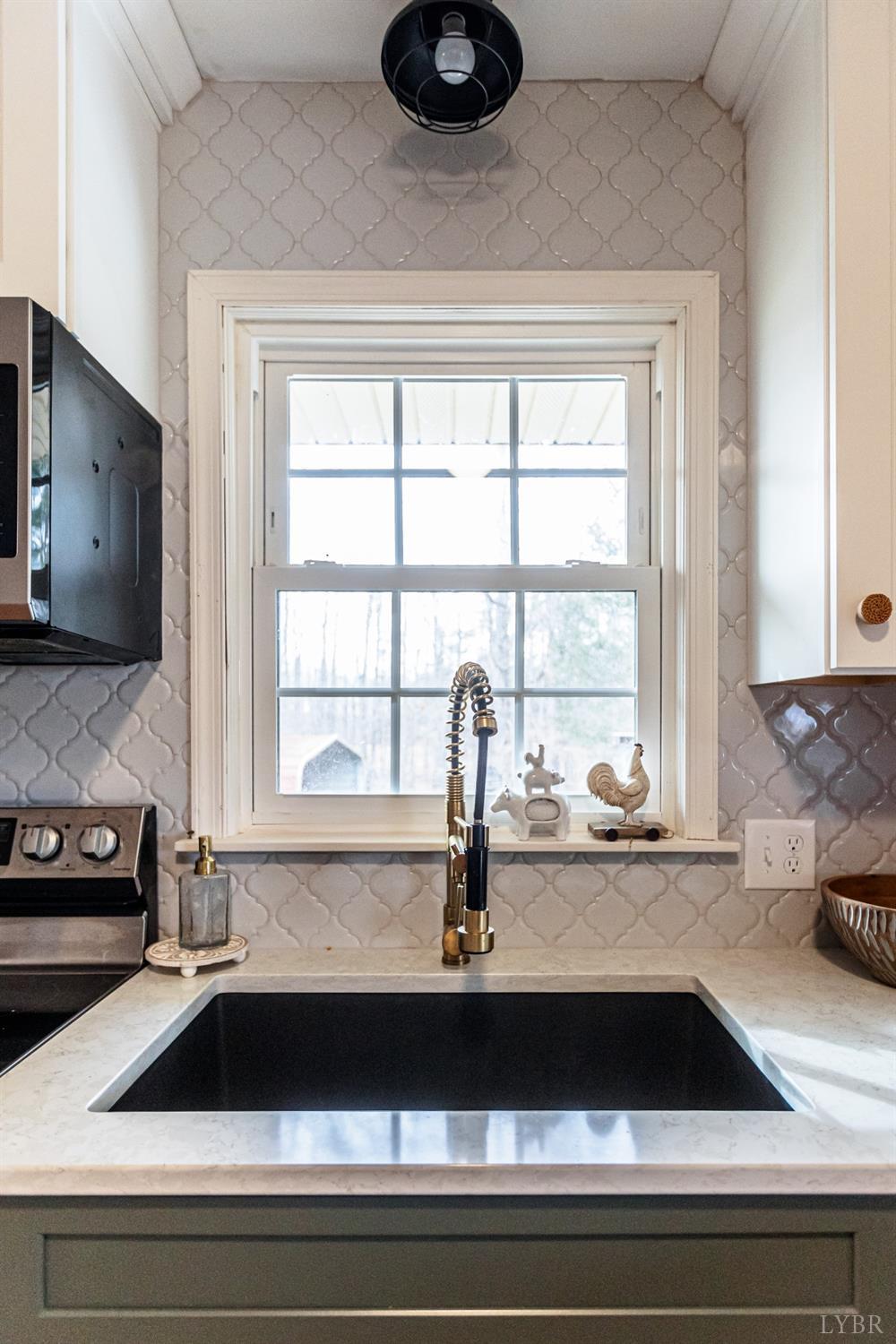 10769 Oakville Road Gladstone, VA 24553 - Photo 12 of 35 a view of a kitchen counter top space