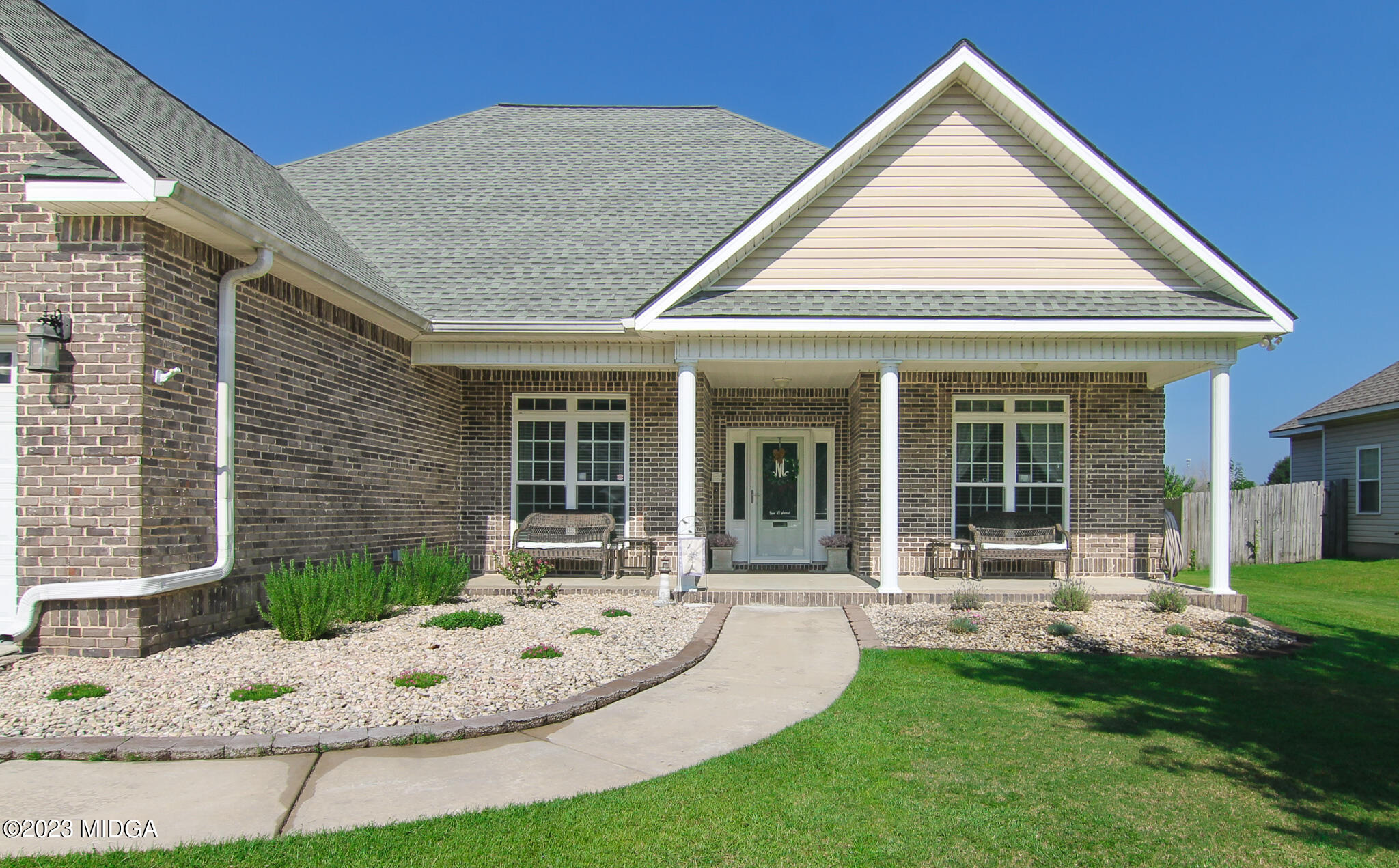 110 Berkley Circle Warner Robins, GA 31093 - Photo 4 of 57 4