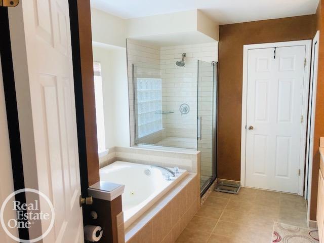 101 Rella Rae Avenue Marysville, MI 48040 - Photo 47 of 56 50049766-46.JPG