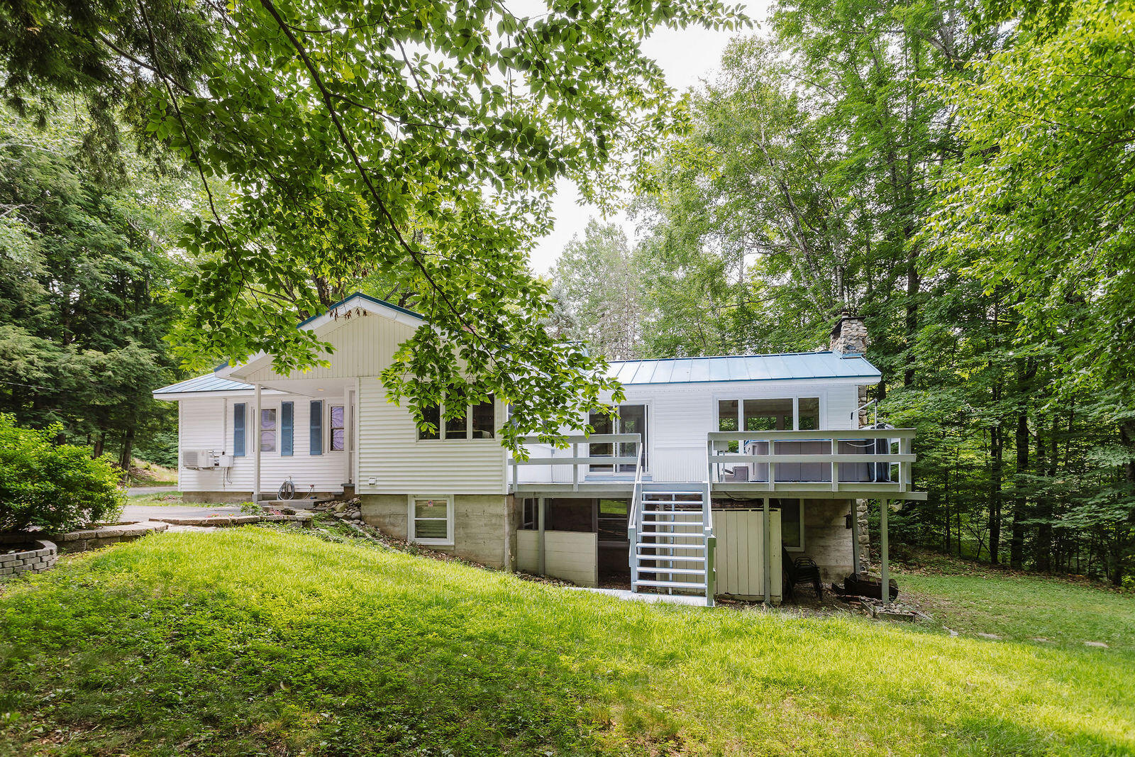 146 Belcher Road Farmington, ME 04938 - Photo 3 of 81 taylor-kaminsky-photo-59