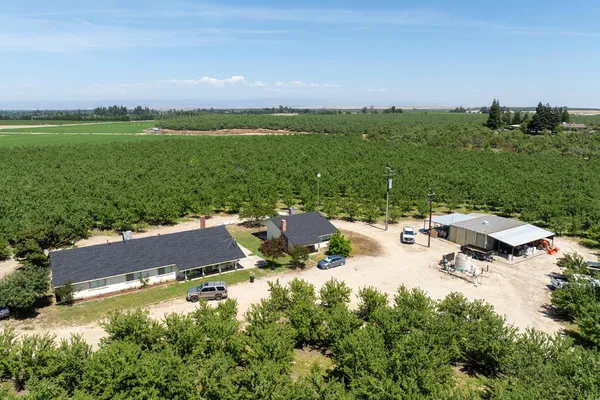 $1,289,900 | 11716 Amsterdam Road, Winton, CA 95388