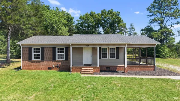 $199,900 | 209 Stevens Street, Appomattox, VA 24522