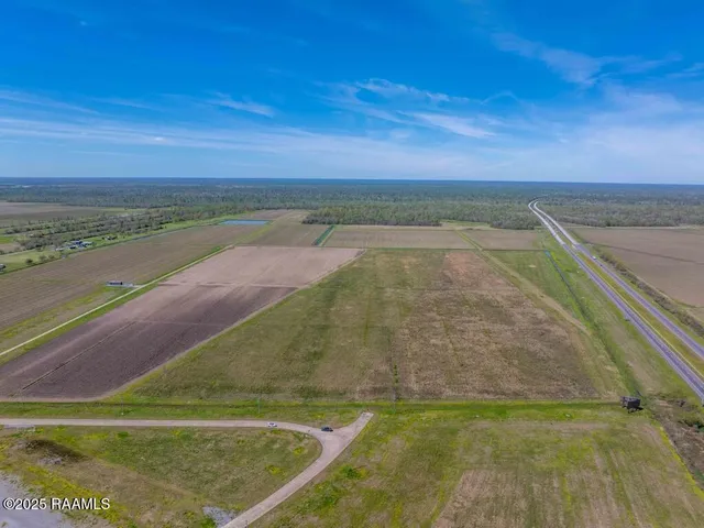 $2,700,000 | 1800 Planters Trail, Schriever, LA 70395