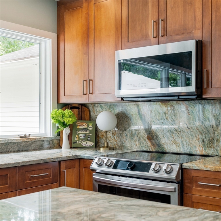 6 Gould Road Bedford, MA 01730 - Photo 14 of 42