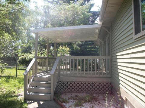 2041 Lambden Road Flint, MI 48532 - Photo 7 of 8 20144533-6.JPG