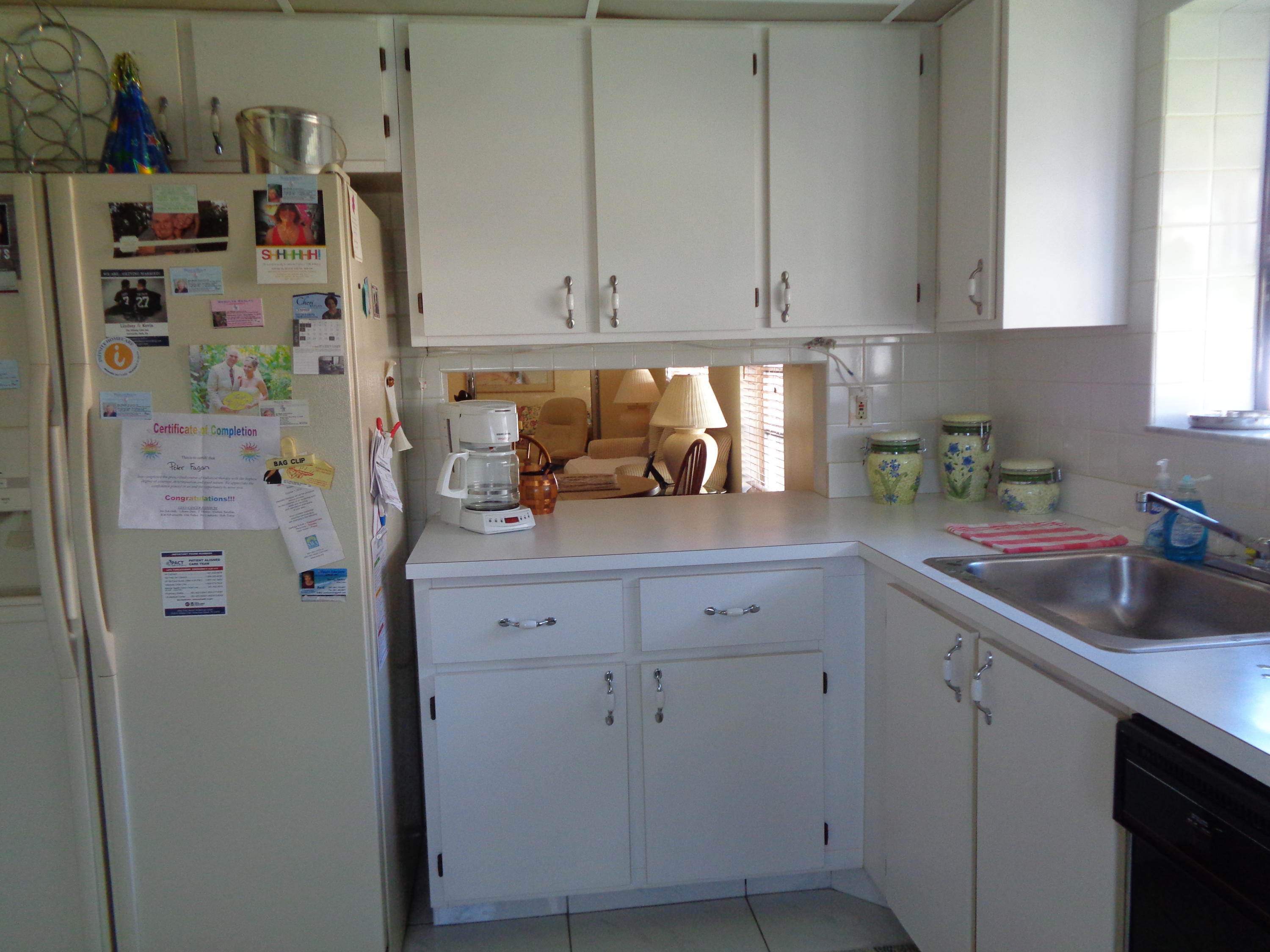 8182 Springtree Road Boca Raton, FL 33496 - Photo 15 of 29 Kitchen