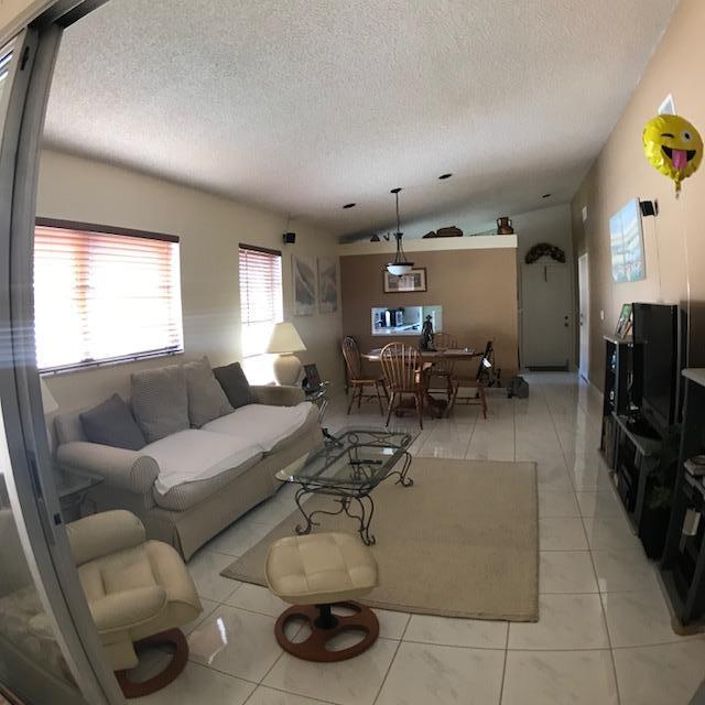 8182 Springtree Road Boca Raton, FL 33496 - Photo 17 of 29 Living Room