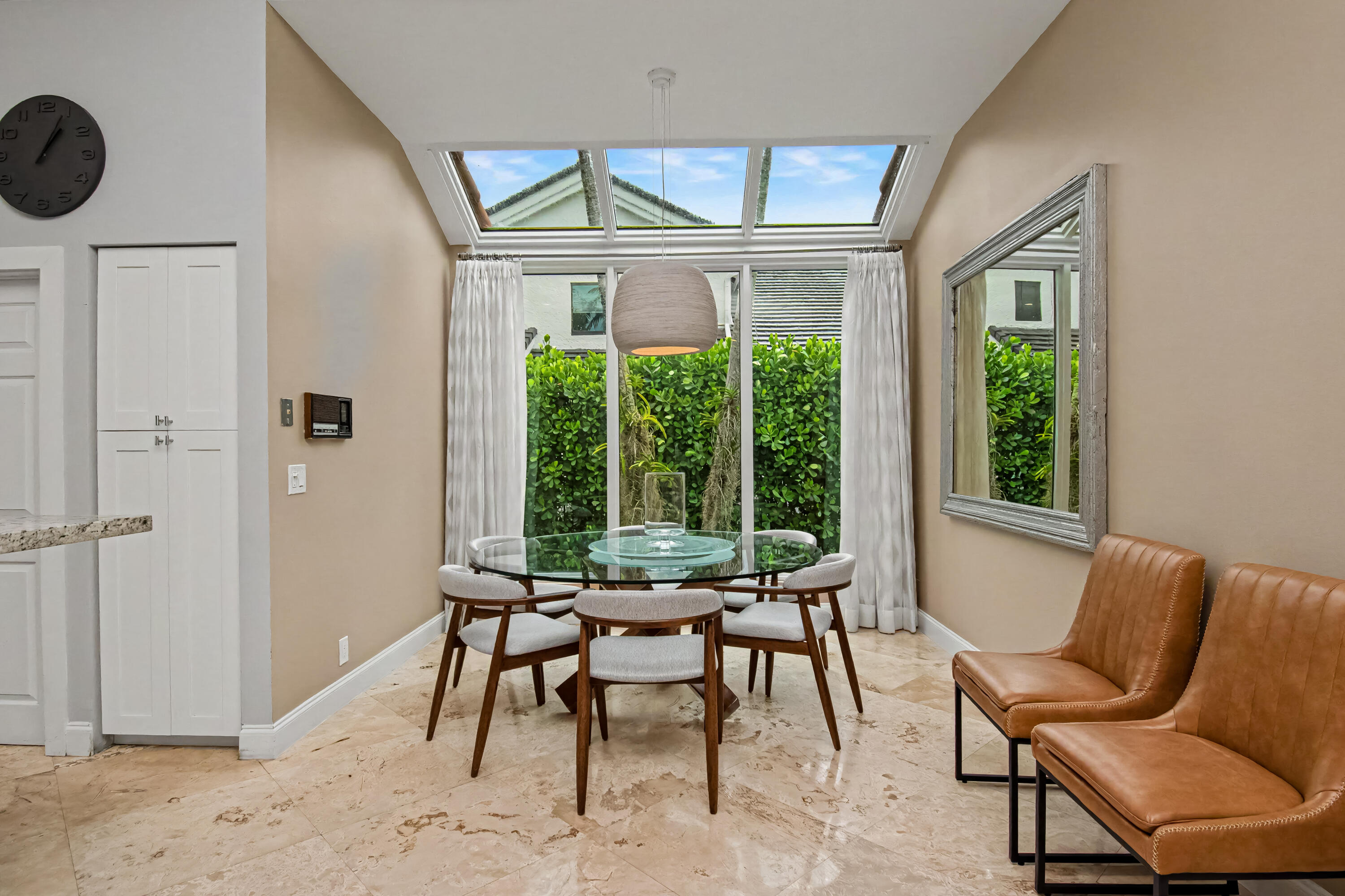 2653 Northwest 46th Street Boca Raton, FL 33434 - Photo 14 of 75 B32285D8-8607-4F21-BEB1-D8BC6F87788D