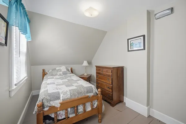 $208,900 | 187 Route 20, Chester, MA 01011