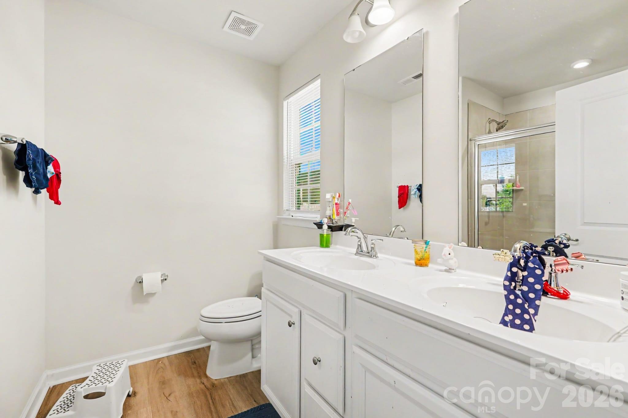3243 Streamside Drive Davidson, NC 28036 - Photo 4 of 15