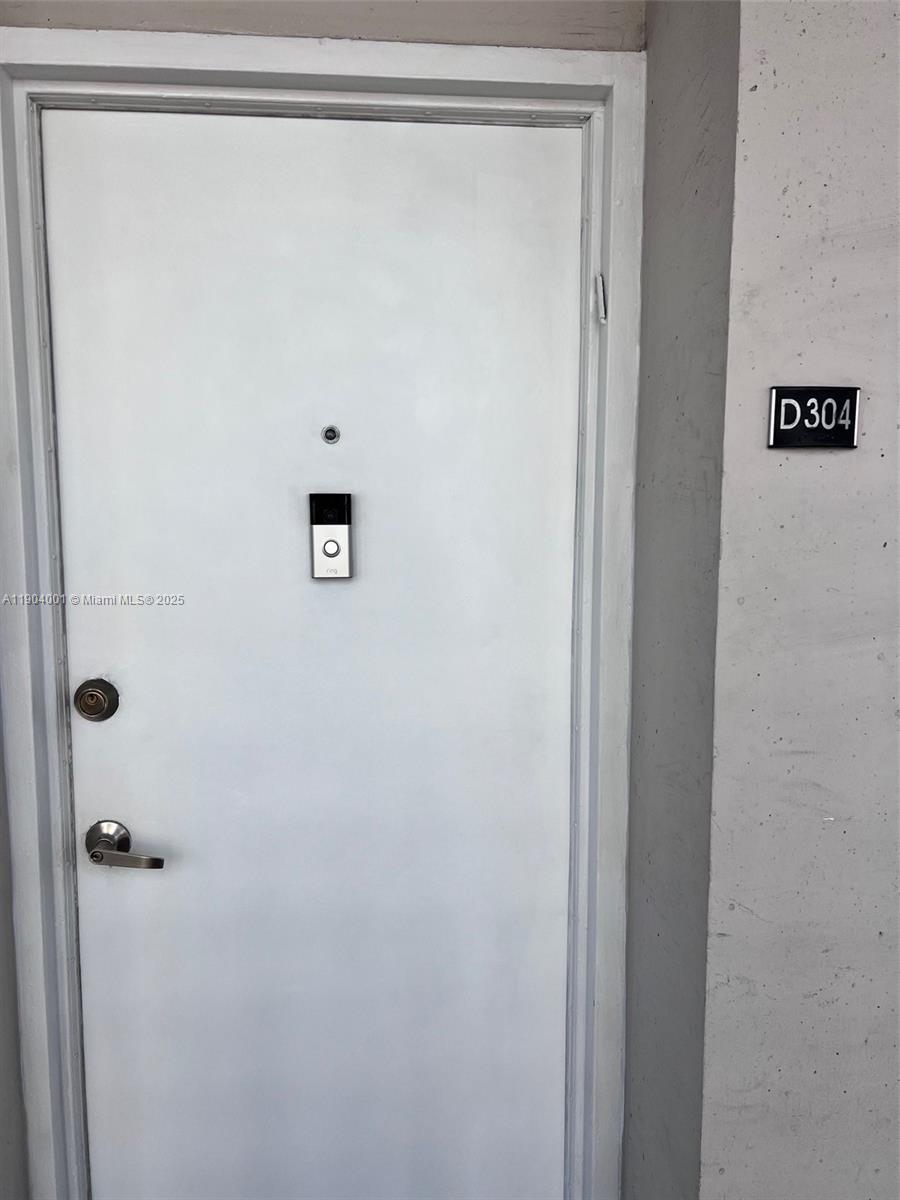 1300 Lincoln Road, Unit D304 Miami Beach, FL 33139 - Photo 24 of 24 a view of a shower