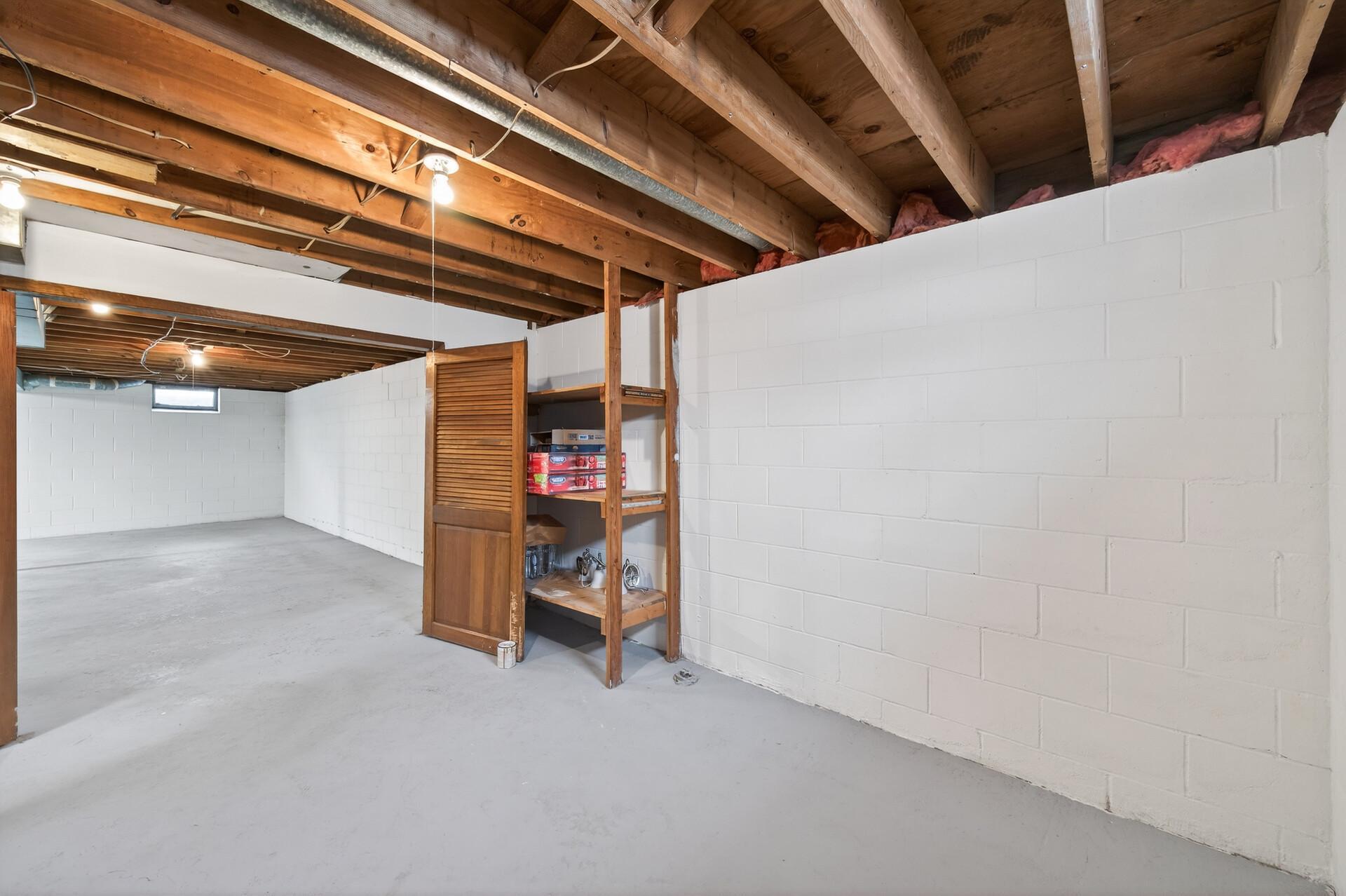 346 McKnight Road South Maplewood, MN 55119 - Photo 31 of 50