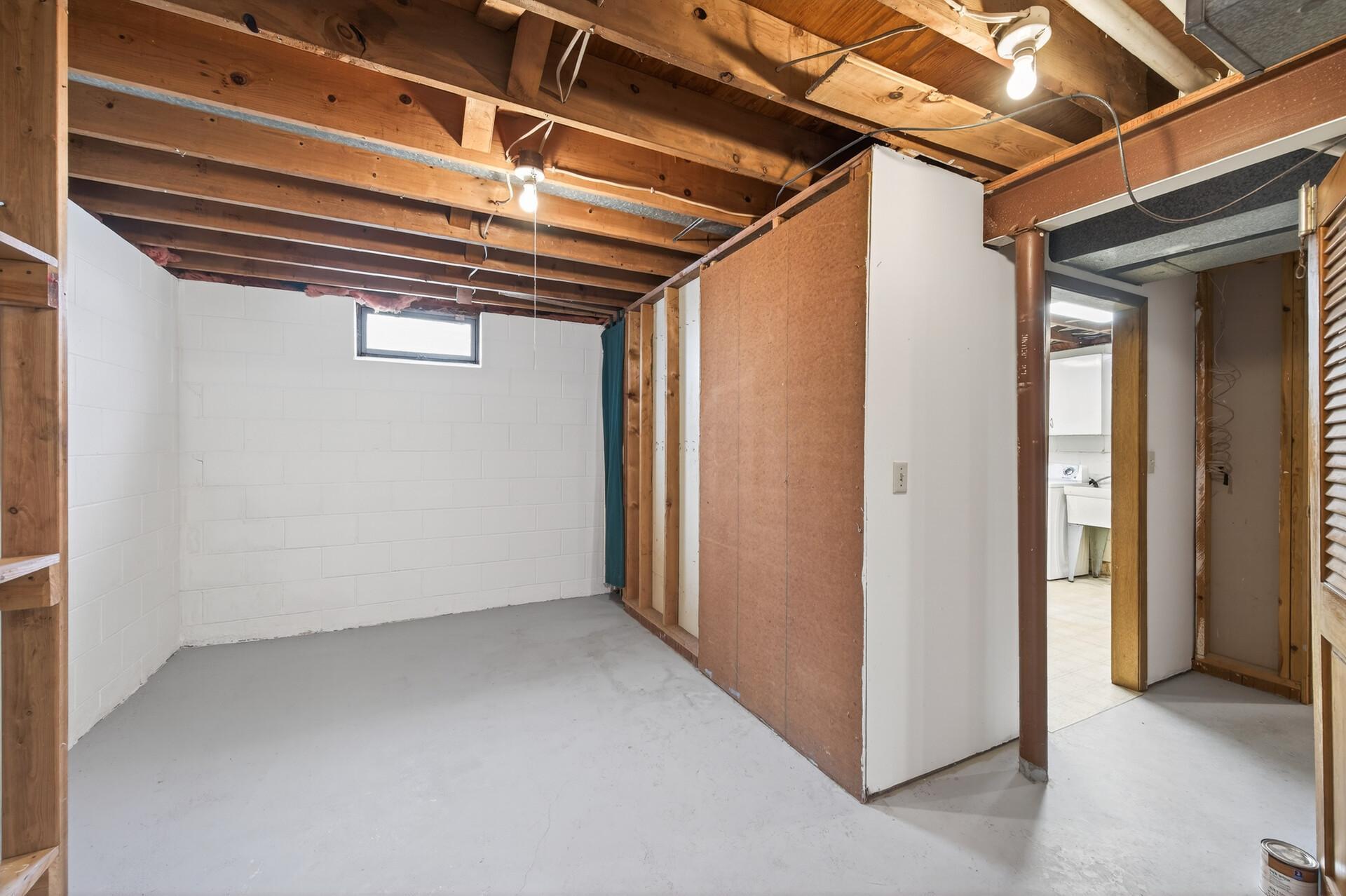 346 McKnight Road South Maplewood, MN 55119 - Photo 33 of 50