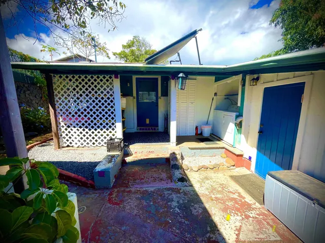 a view of outdoor space