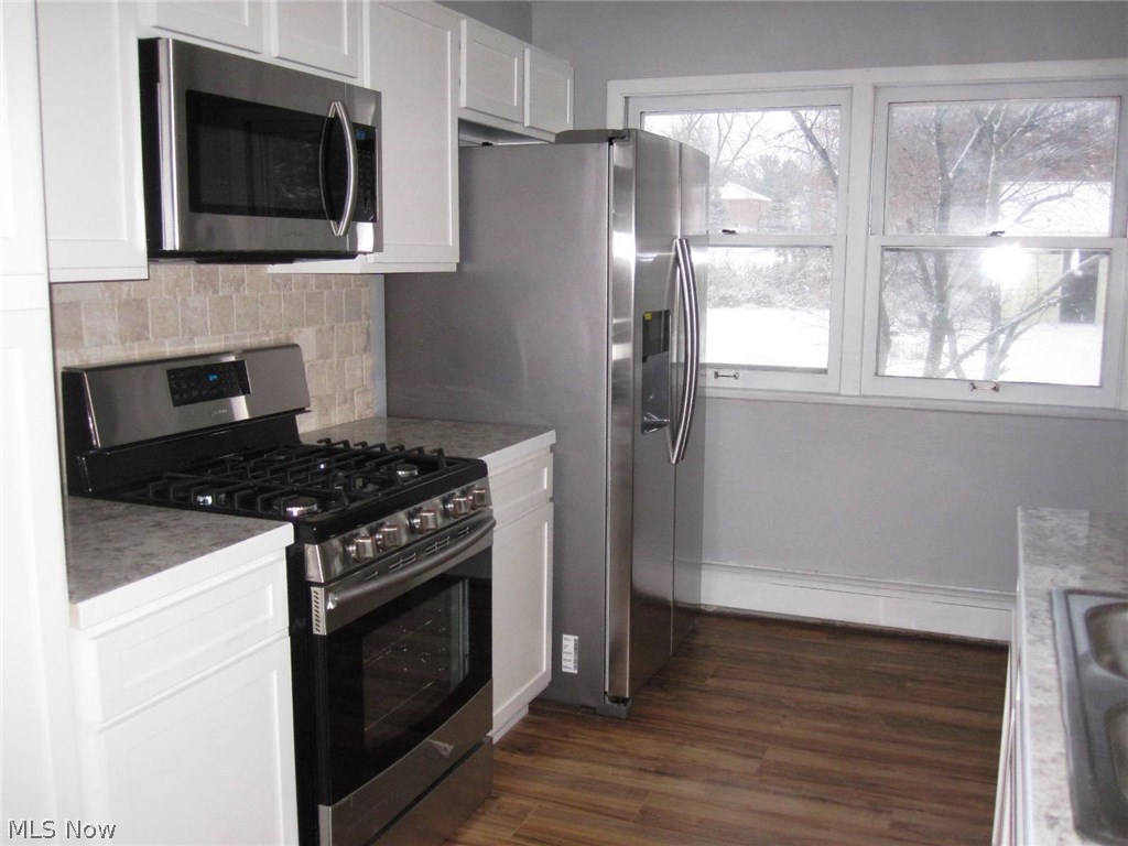 12915 Shadyway Road Cleveland, OH 44125 - Photo 5 of 25 Gallery Image 5