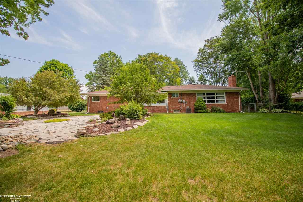 57099 Omo Road Ray, MI 48096 - Photo 48 of 53 50017065-47.JPG