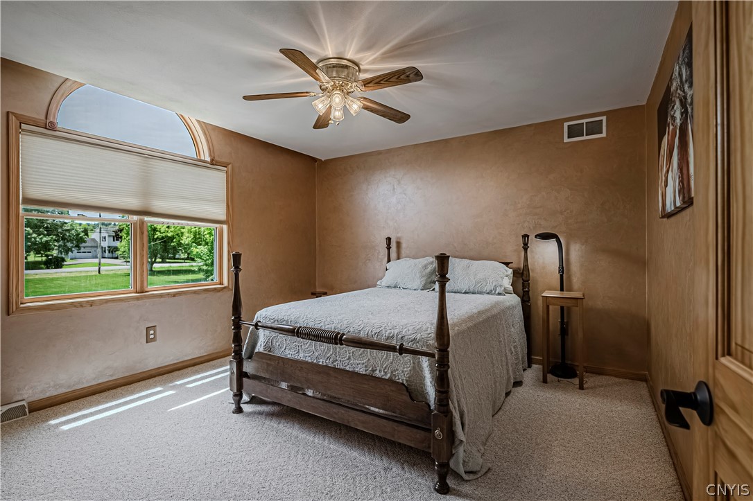 8925 Tibbitts Road New Hartford, NY 13413 - Photo 32 of 49