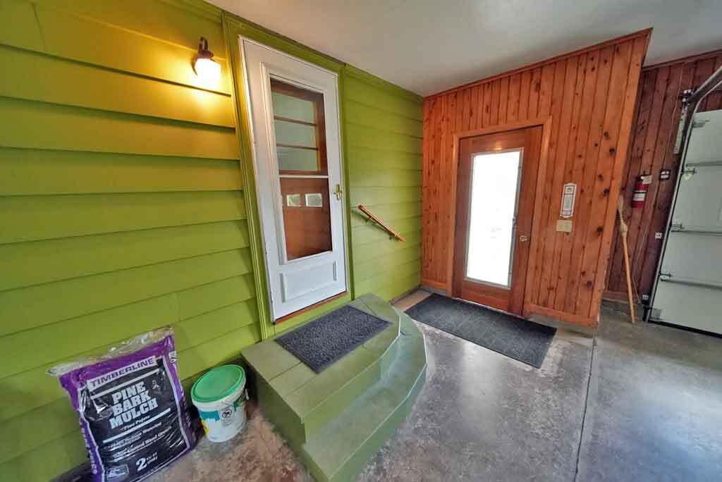 33 Maple Street Houlton, ME 04730 - Photo 71 of 80 entry-kitchen-door