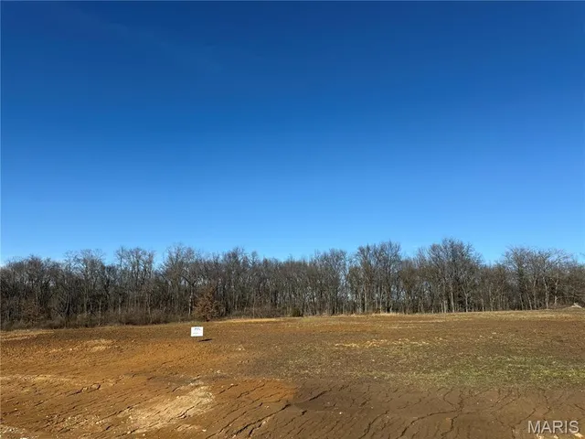 $92,500 | 330 Timberline Court, Eolia, MO 63344